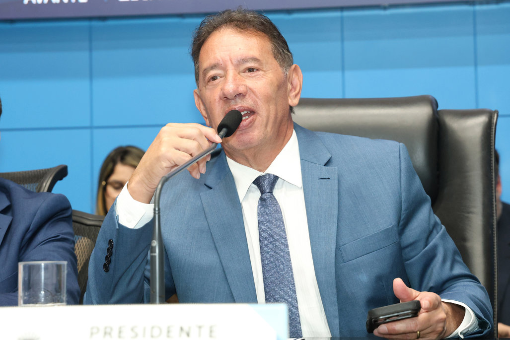 No momento, você está visualizando ALEMS: Projeto garante prioridade a mel da agricultura familiar na merenda das escolas estaduais