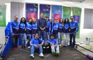 Leia mais sobre o artigo Feito à mão por alunos, robô “Banguela” vai de Naviraí competir no México
