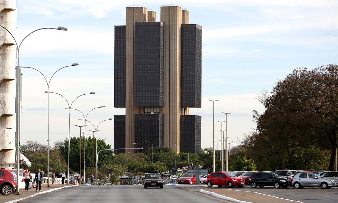 No momento, você está visualizando BOLETIM FOCUS: Mercado mantém projeção de inflação em 5,02% para 2026
