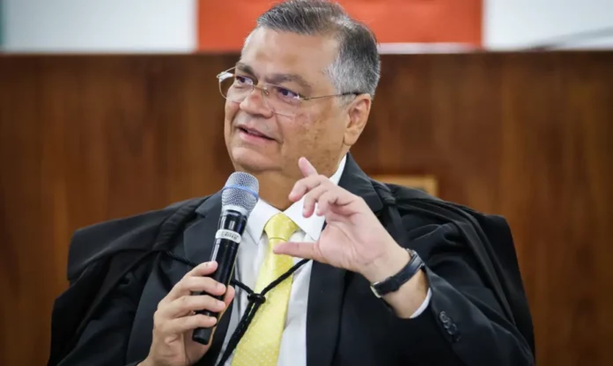 No momento, você está visualizando Dino determina que indicação de emendas por presidentes de partidos seja considerada nula
