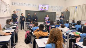 Leia mais sobre o artigo Dourados amplia ações do Agosto Lilás com o projeto “Lei Maria da Penha vai à Escola”