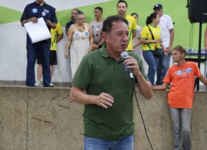 Leia mais sobre o artigo Gerson Claro defende política voltada à qualidade de vida durante reunião na Coophavila
