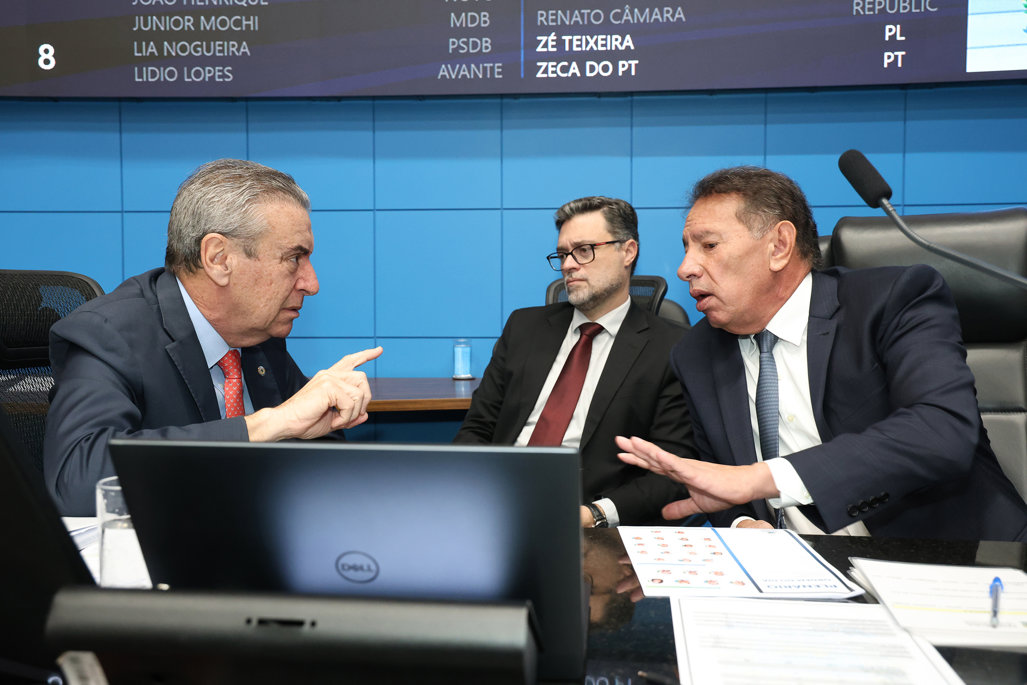 No momento, você está visualizando ALEMS: MS projeta orçamento bilionário de quase R$ 28 bilhões para 2027 e traça prioridades do governo