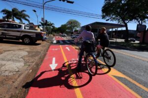 Leia mais sobre o artigo Prefeitura de Dourados reforça respeito com ciclistas durante a Semana Nacional de Trânsito