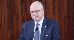 Leia mais sobre o artigo Ex-ministros e sociedade civil divulgam carta em apoio a Fachin