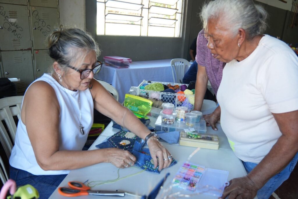 No momento, você está visualizando FAC promove curso de artesanato com foco em sustentabilidade e geração de renda em MS
