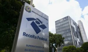 Leia mais sobre o artigo Governo federal ultrapassa R$ 2 trilhões em arrecadação em oito meses