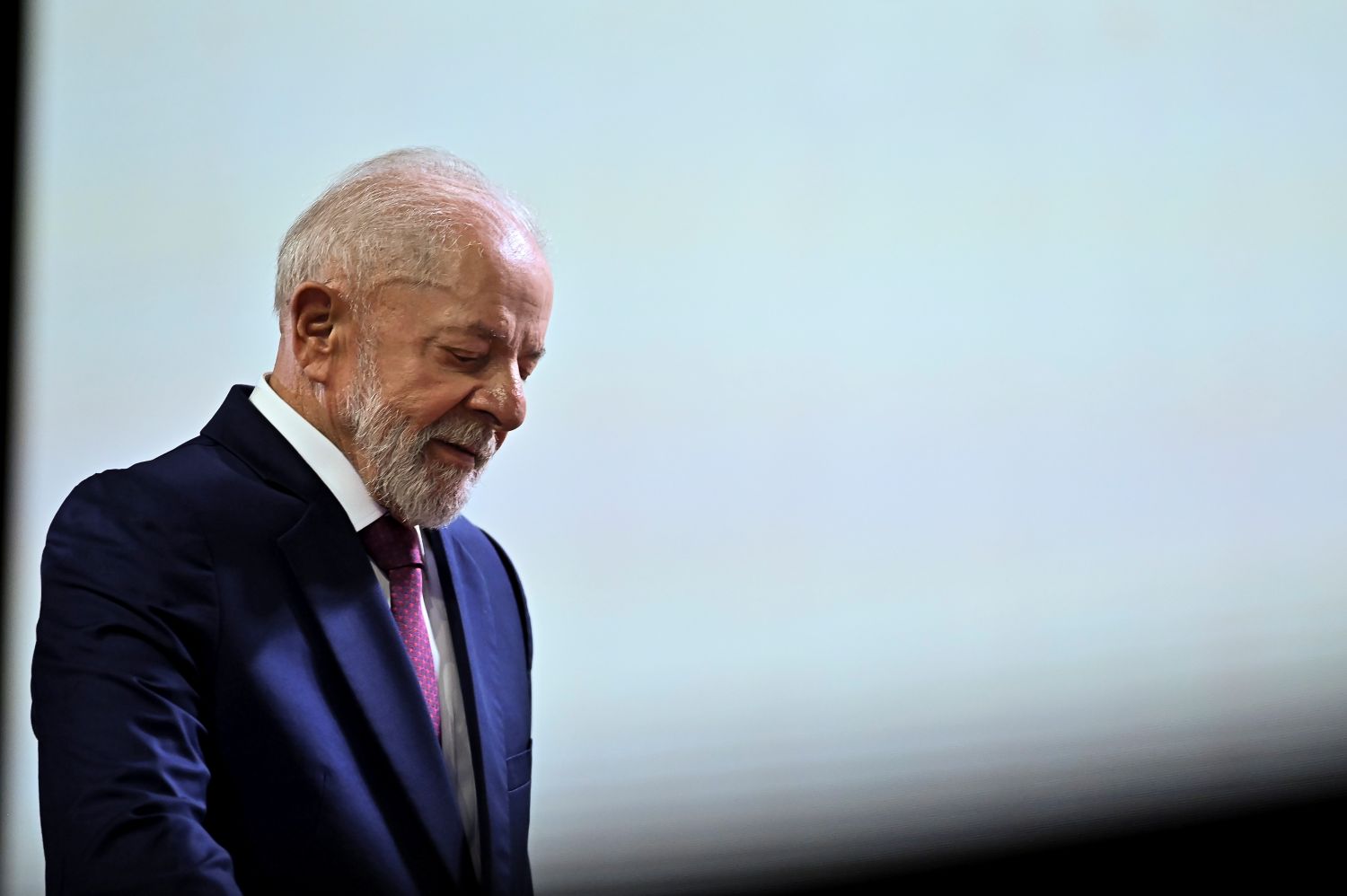 No momento, você está visualizando Lula é o primeiro presidente a perder popularidade enquanto concorre à reeleição