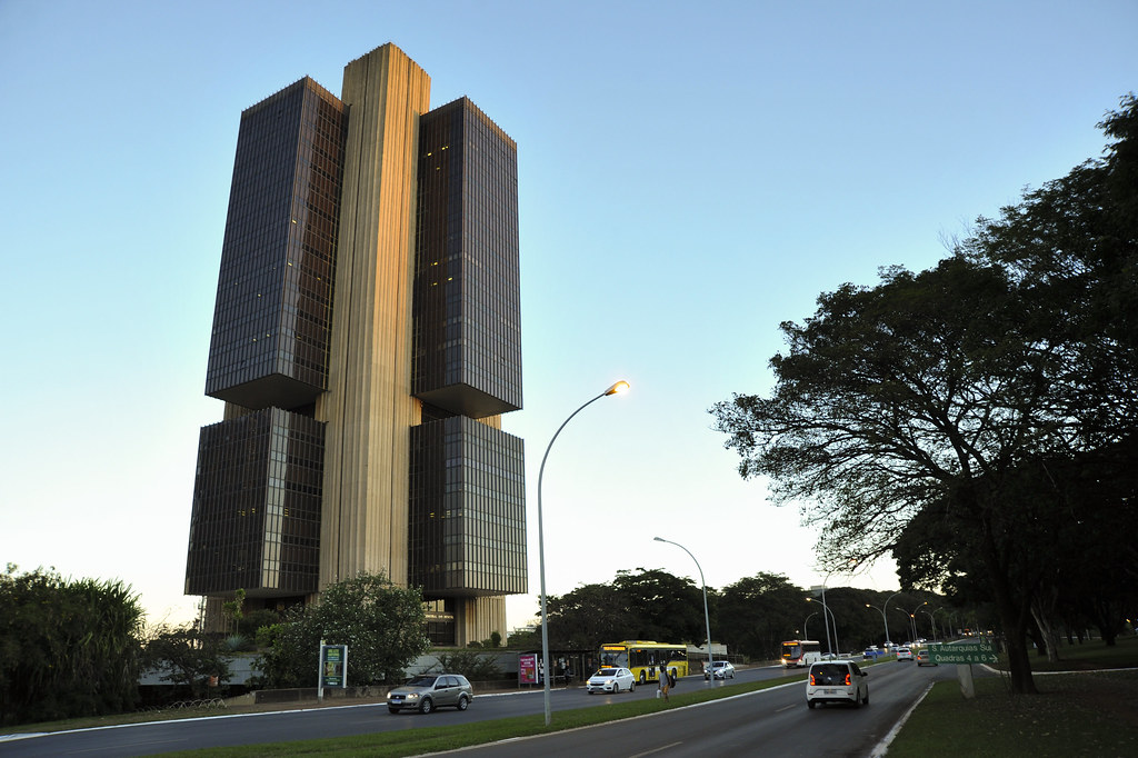 No momento, você está visualizando Mercado financeiro sobe para 5,30% estimativa de inflação em 2026