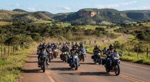 Leia mais sobre o artigo HOJE: Primeiro encontro de motociclistas leva rock e costela de chão a Camisão