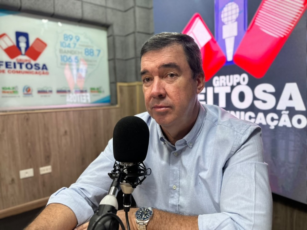 No momento, você está visualizando PESQUISA QUAEST: Eduardo Riedel lidera com 40% na disputa pelo governo de MS