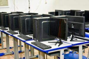 Leia mais sobre o artigo HOJE: Sejuv oferece curso gratuito de manutenção de computadores nesta segunda