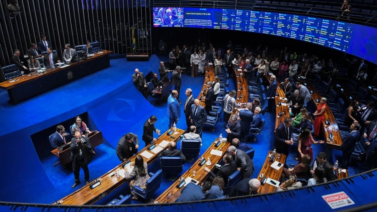 No momento, você está visualizando Senado aprova projeto que cria incentivo de R$ 5,2 bilhões para instalação de data centers no Brasil