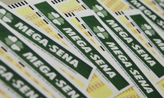 No momento, você está visualizando Aposta de MS ganha R$ 52,7 mil na Mega-Sena; prêmio acumula em R$ 170 milhões