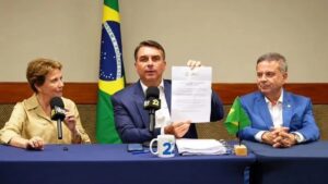 Leia mais sobre o artigo Bancada do agro declara apoio a Flávio Bolsonaro na reta final do 1º turno