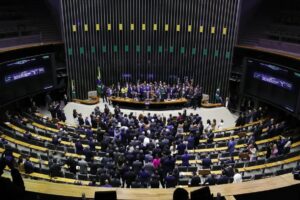 Leia mais sobre o artigo Câmara aprova aumento do faturamento do MEI para R$ 140 mil e perdão de dívidas