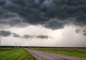 Leia mais sobre o artigo Chuva forte, granizo e ventos de até 100 km/h colocam MS em alerta nesta terça
