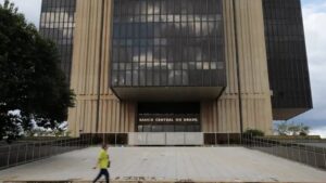 Leia mais sobre o artigo Dinheiro esquecido em bancos sobe para R$ 5,8 bilhões em agosto