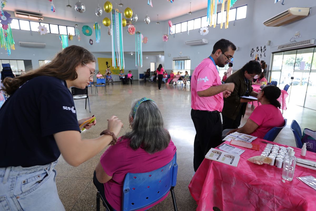 No momento, você está visualizando HOJE: Outubro Rosa transforma Poupatempo em ponto de prevenção e cuidado nesta sexta-feira em Dourados