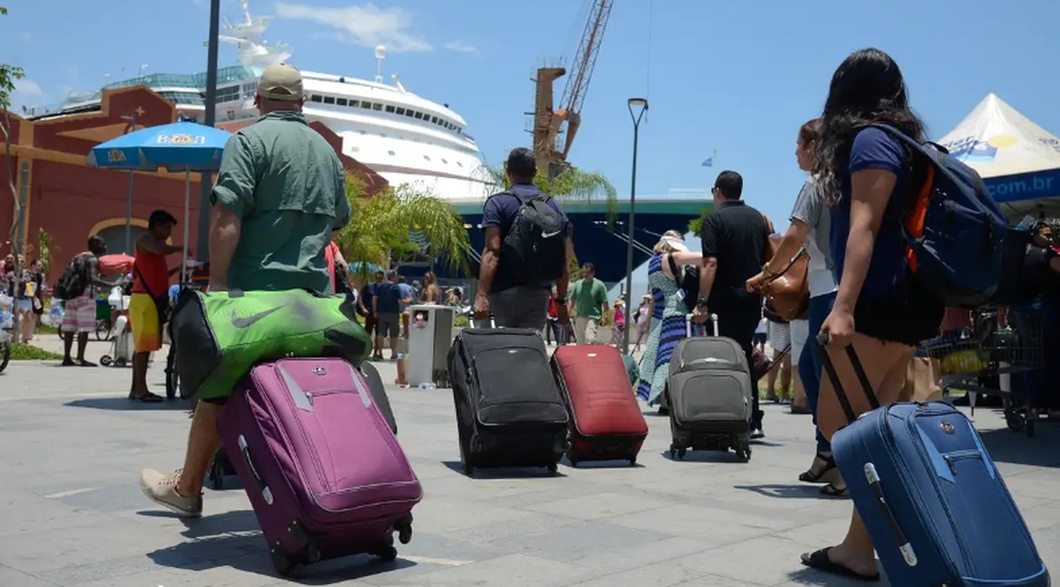No momento, você está visualizando Fecomércio: Faturamento do turismo no Brasil bate recorde e pode chegar a R$ 300 bilhões em 2026