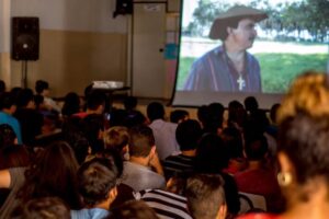 Leia mais sobre o artigo Festival Curta Campo Grande leva cinema a escolas públicas e promove sessões para crianças e adolescentes