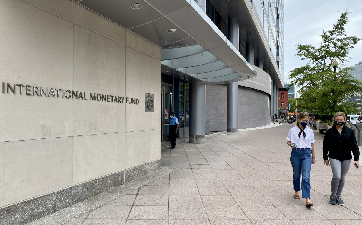 No momento, você está visualizando FMI reduz previsão de crescimento econômico do Brasil para 2,2% em 2026