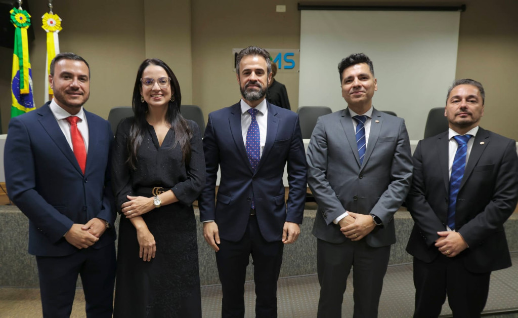 No momento, você está visualizando Quatro promotores de Justiça tomam posse e ampliam atuação do MPMS em Dourados