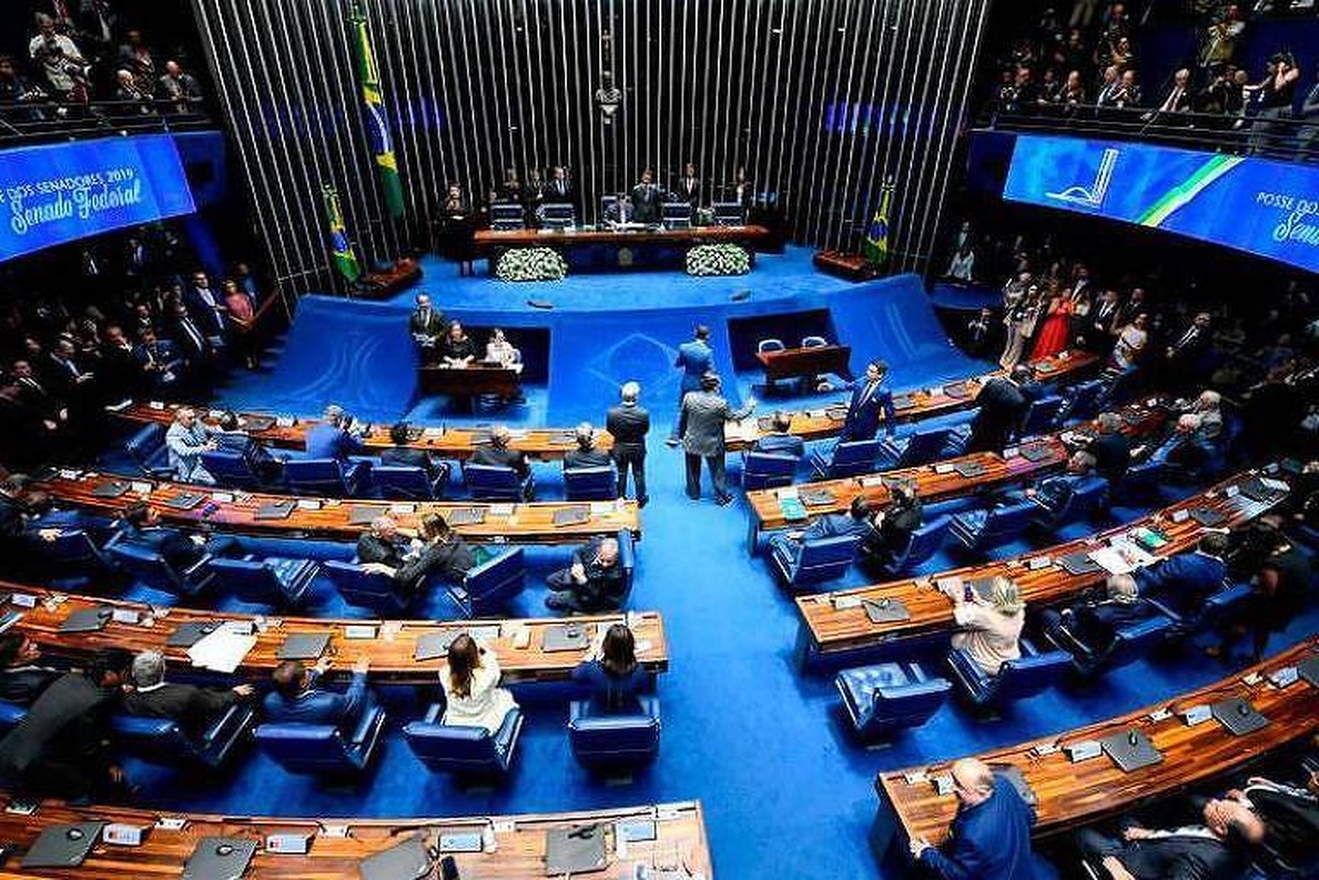 No momento, você está visualizando HOJE: Senado tem segunda sessão de debate sobre fim da escala 6×1