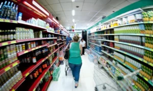 Leia mais sobre o artigo Veto às bets no Brasil faz consumo subir 6,5% nos supermercados, diz Abras