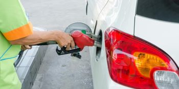 6-golpes-mais-comuns-ao-abastecer-carro-em-postos