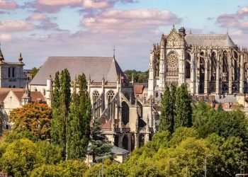 a-catedral-mais-alta-do-mundo-fica-na-franca-confira