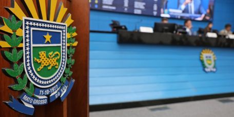 alems-aprova-propostas-judiciario