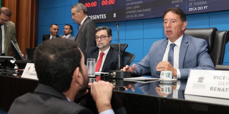 alems-aprova-tres-propostas-avancam-tramitacao