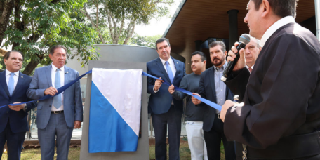 alems-inaugura-estacionamento-vertical
