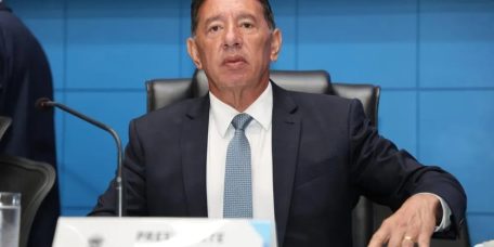 alems-maio-roxo-reforca-alerta-sobre-doencas-inflamatorias