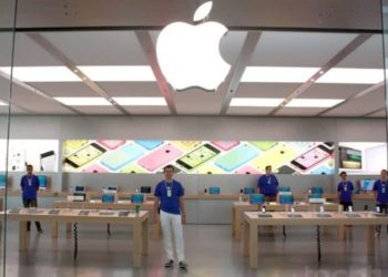 apple-investe-us-100-bilhoes-nos-eua-e-contorna-tarifaco