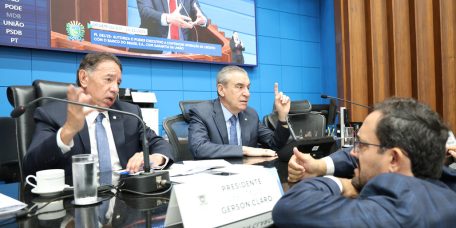 assistencia-farmaceutica-tema-projeto-alems