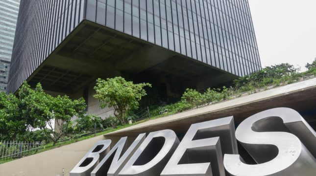 bndes-aprova-credito-recorde-de-r-9-bilhoes-para-projetos