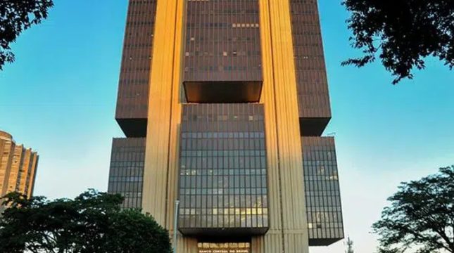 boletim-focus-mercado-eleva-previsao-da-inflacao-para-491