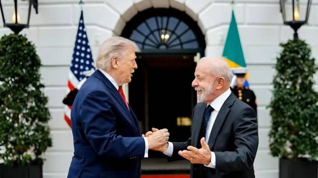brasil-busca-acordo-com-eua-para-evitar-tarifa-de-25