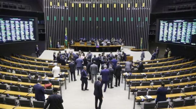 congresso-autoriza-estados-usar-fndr-pagar-dividas