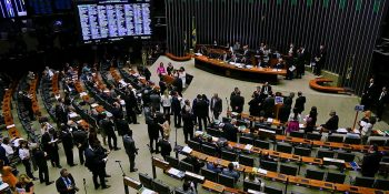 congresso-instala-comissao-sobre-fim-da-taxa-das-blusinhas