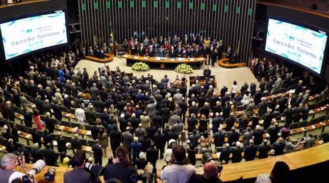 sessao-do-congresso-analisa-vetos-sobre-recursos-a-municipios