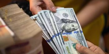 dolar-abre-em-alta-apos-tarifaco-de-trump