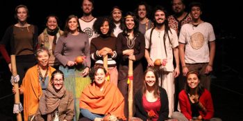 Dourados seleciona projetos culturais com inscrições abertas até o dia 31 de julho para o Chamamento Público nº 003/2026 Foto: Portal UFGD - Grupo artístico Veraju em Mborahéi Rapére | Pelas trilhas do Canto