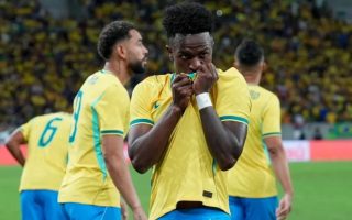 em-amistoso-no-maracana-brasil-goleia-panama-por-6-a-2