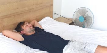 especialistas-dao-dicas-para-dormir-melhor-no-calor