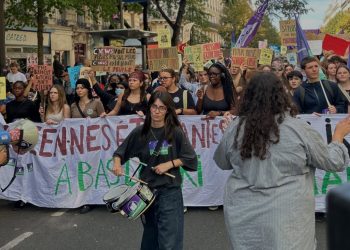 estudantes-prometem-mais-protestos-na-franca