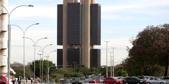 focus-mercado-eleva-previsao-da-inflacao-para-501-em-2026