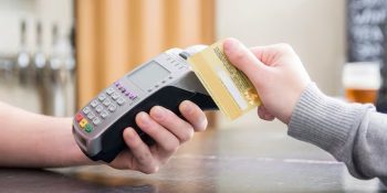 fraudes-bancarias-no-brasil-disparam-220-em-2025